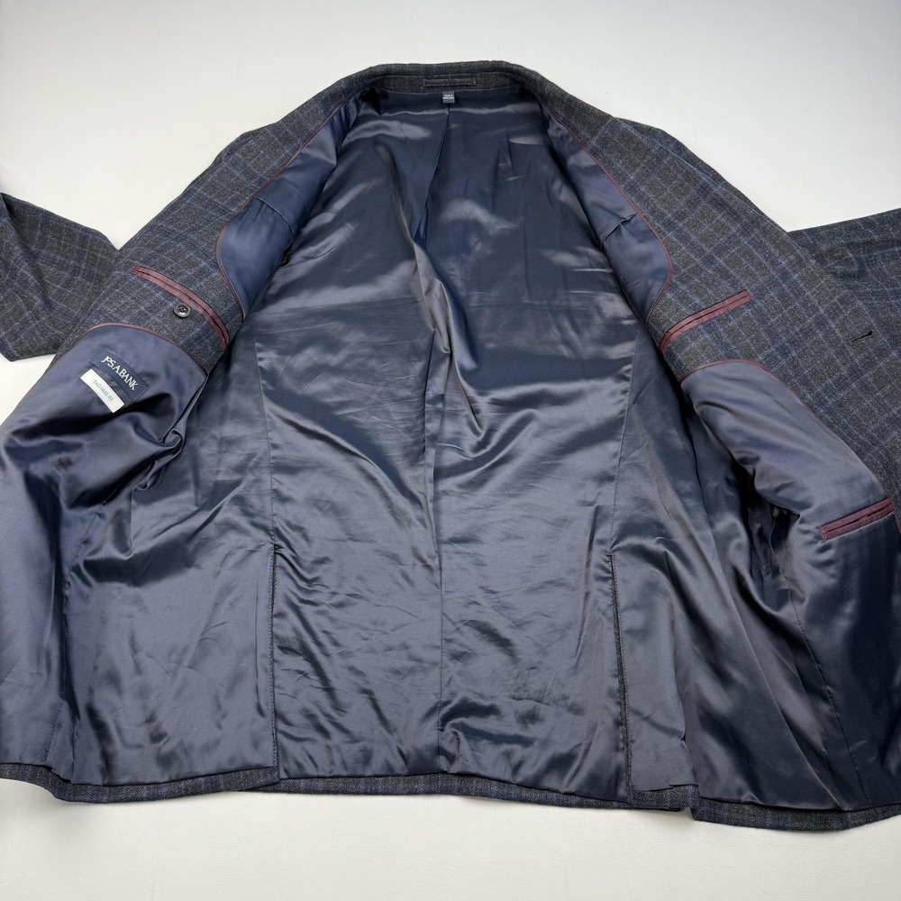Jos A Bank Sport Coat Mens 44 Gray Blue Plaid Wool Tailored Fit Two Button - Picture 7 of 11